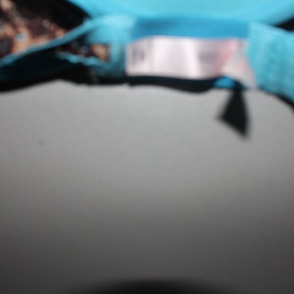Victoria Secret Bra Size 34B - Picture 3 of 3